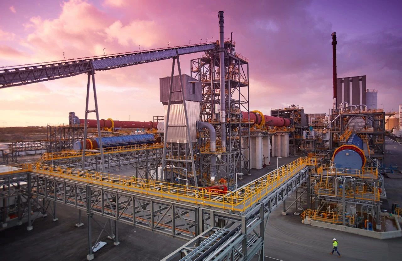 �����ҵ�ذ�������2026��﮿�Ӧ����ƫ����3-5���ر����ֹ�̬��عؼ�����